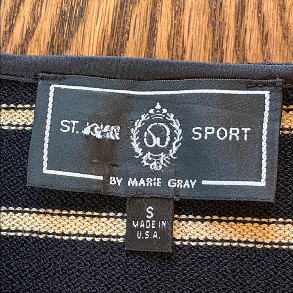 St John Sport sz S black with gold stripe crewneck sweater w/crest on sleeve - Picture 6 of 7